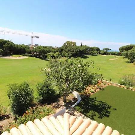 Sleeps 8 Pool Air Con T647635 * Vale do Lobo